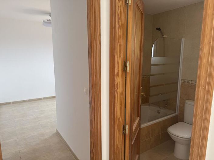 Image No.43-1 Bed Apartment for sale