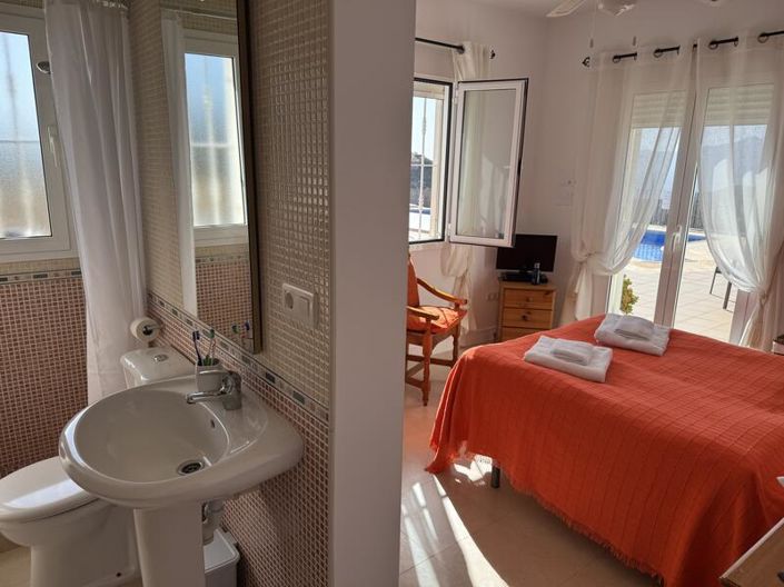 Image No.40-4 Bed Villa for sale