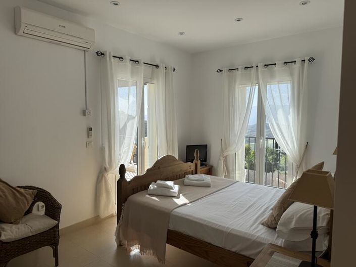 Image No.48-4 Bed Villa for sale