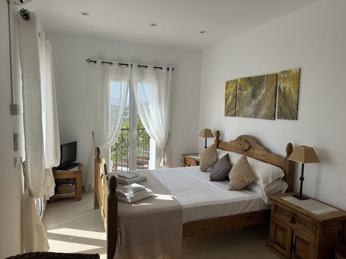 Image No.49-4 Bed Villa for sale