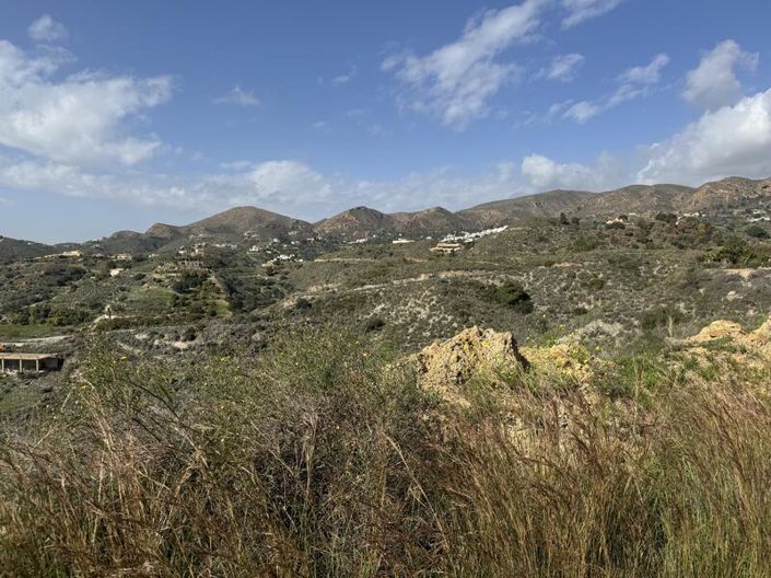 Image No.57-4 Bed Villa for sale