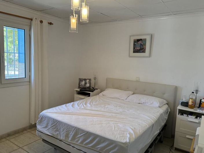 Image No.29-10 Bed Villa for sale