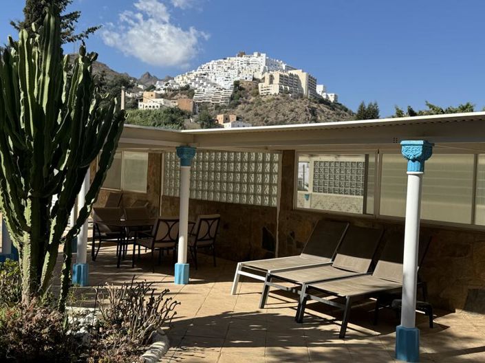 Image No.47-10 Bed Villa for sale