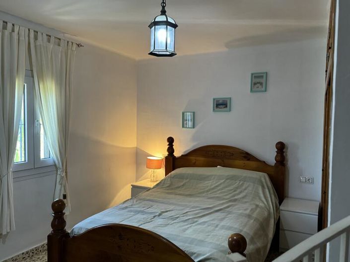 Image No.50-10 Bed Villa for sale