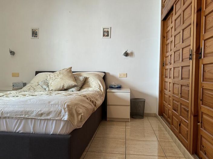 Image No.54-10 Bed Villa for sale