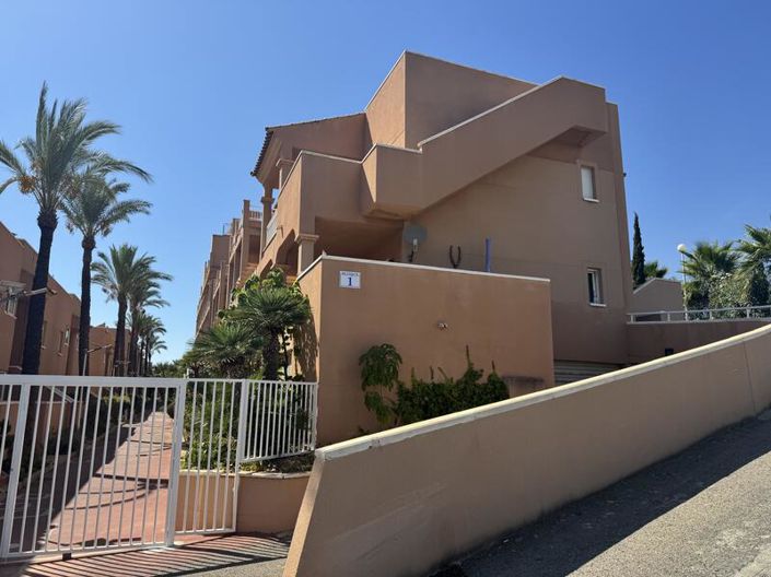 Image No.1-3 Bed Apartment for sale