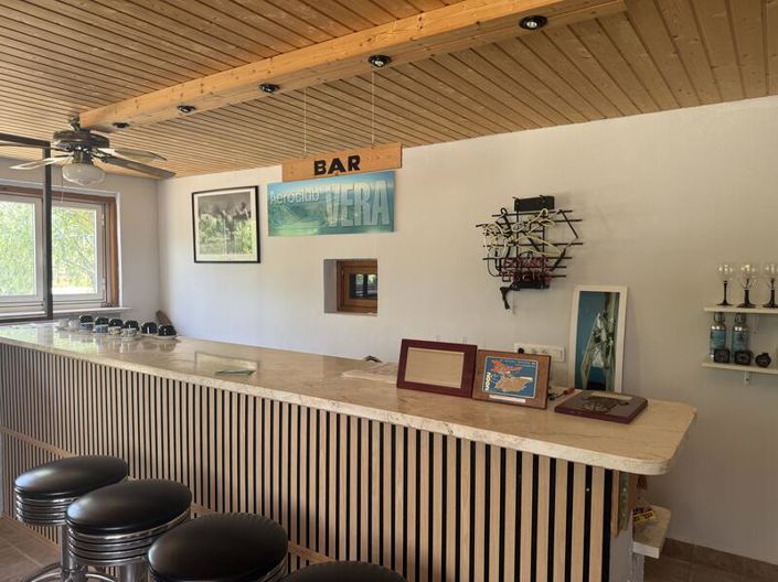 Image No.17-5 Bed Property for sale