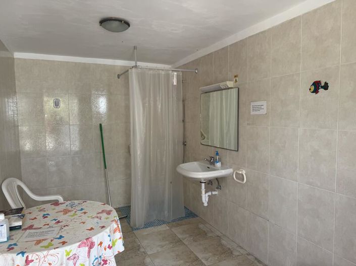 Image No.18-5 Bed Property for sale