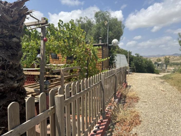 Image No.23-5 Bed Property for sale