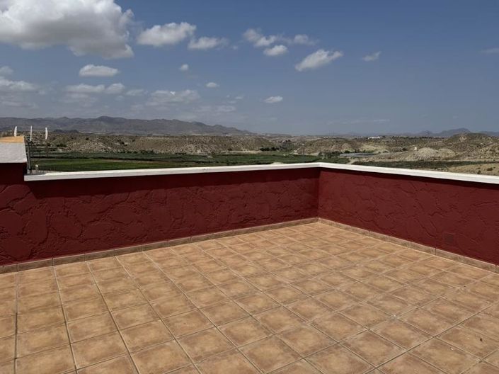 Image No.47-5 Bed Property for sale