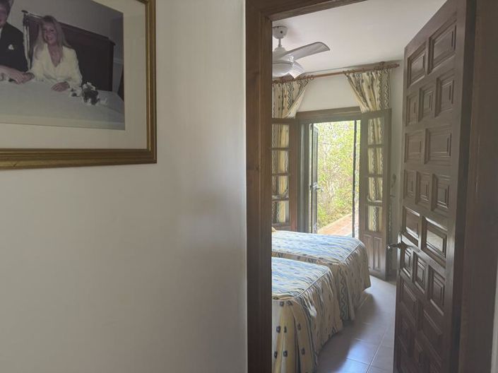 Image No.16-2 Bed Apartment for sale