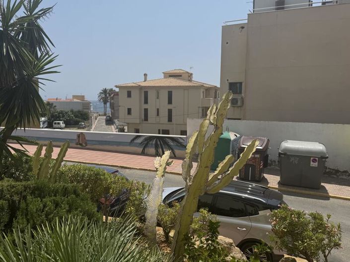 Image No.28-2 Bed Apartment for sale