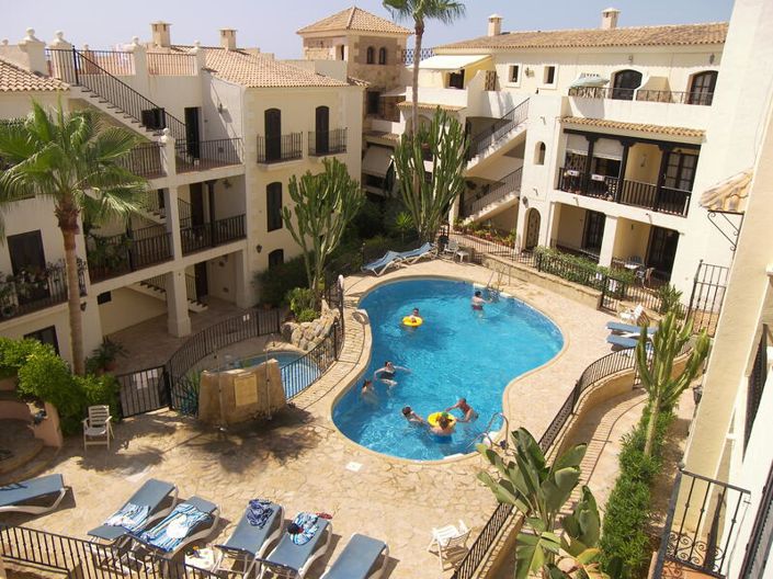 Image No.40-2 Bed Apartment for sale