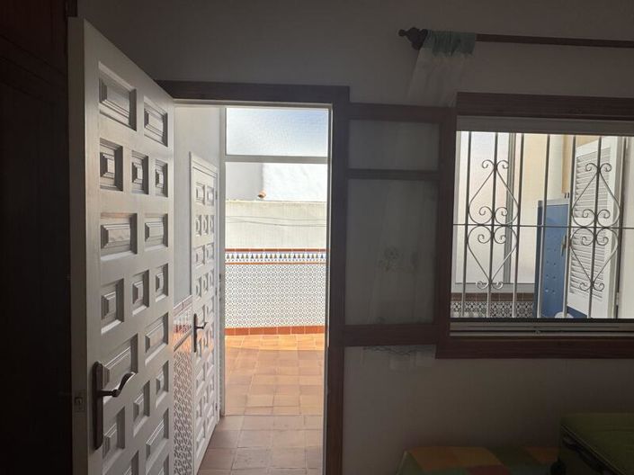 Image No.29-3 Bed Townhouse for sale