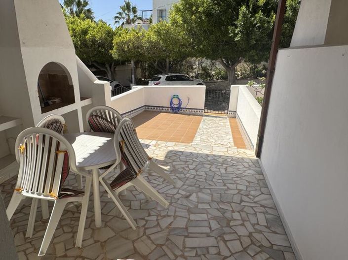 Image No.35-3 Bed Townhouse for sale