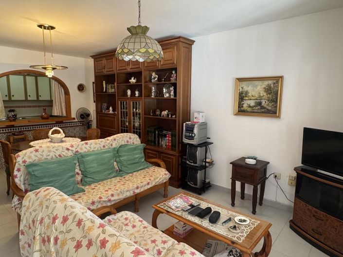 Image No.44-3 Bed Townhouse for sale