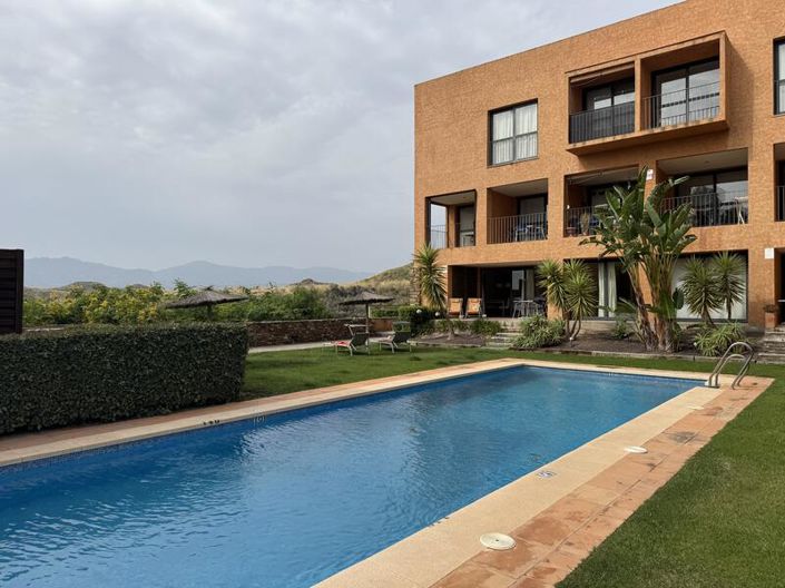 Image No.1-3 Bed Apartment for sale