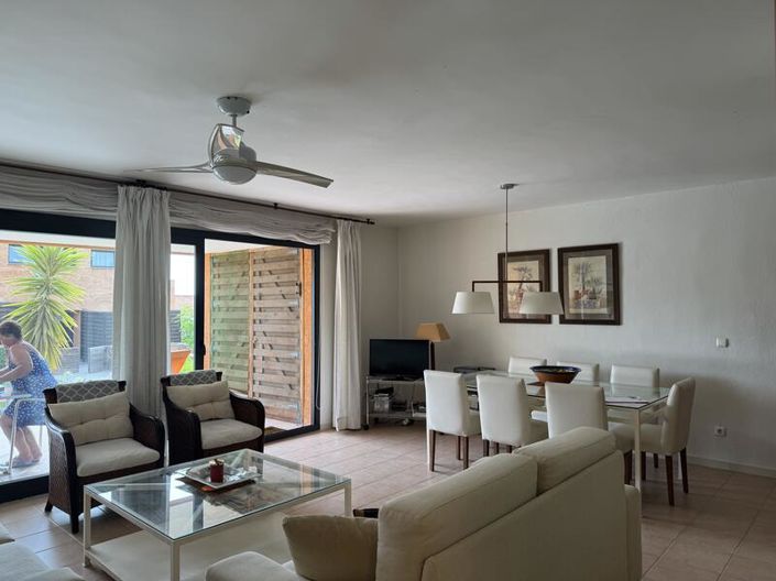 Image No.28-3 Bed Apartment for sale