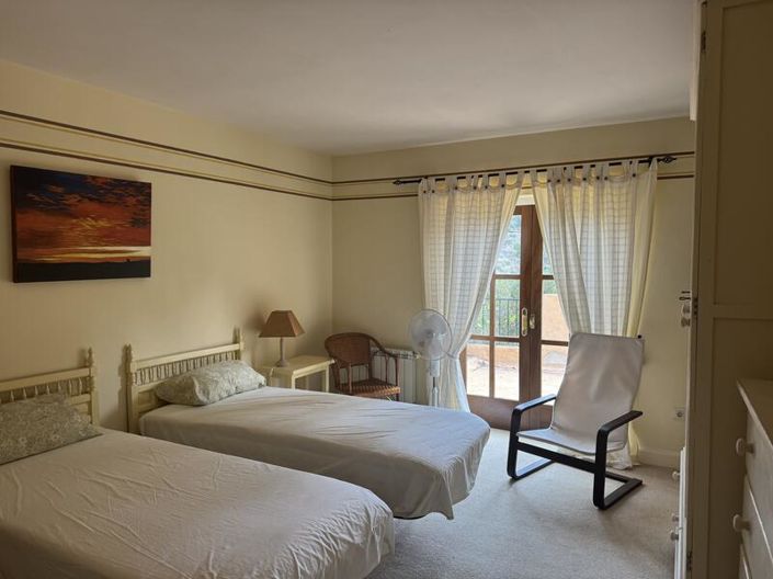 Image No.15-4 Bed Villa for sale