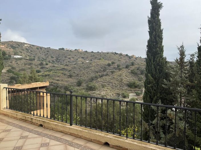 Image No.30-4 Bed Villa for sale