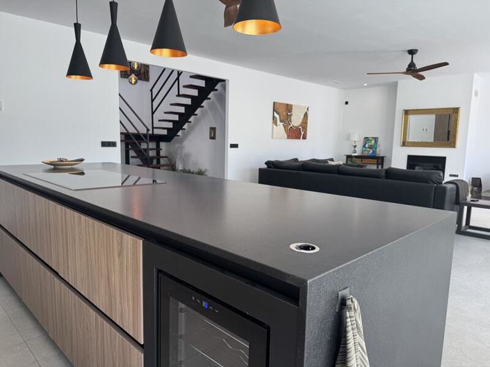 Image No.14-4 Bed Villa for sale