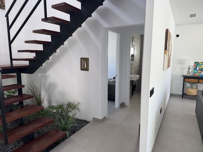 Image No.20-4 Bed Villa for sale