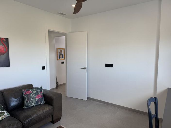 Image No.25-4 Bed Villa for sale