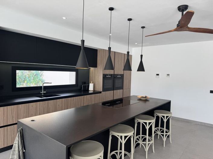 Image No.28-4 Bed Villa for sale