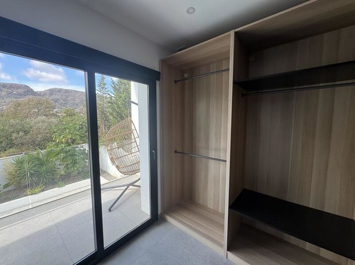 Image No.46-4 Bed Villa for sale