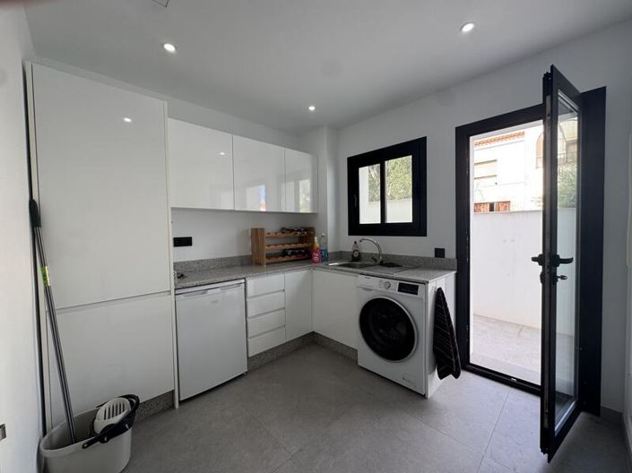 Image No.53-4 Bed Villa for sale