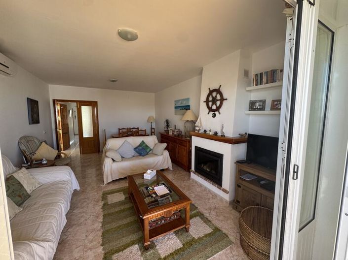 Image No.18-3 Bed Villa for sale