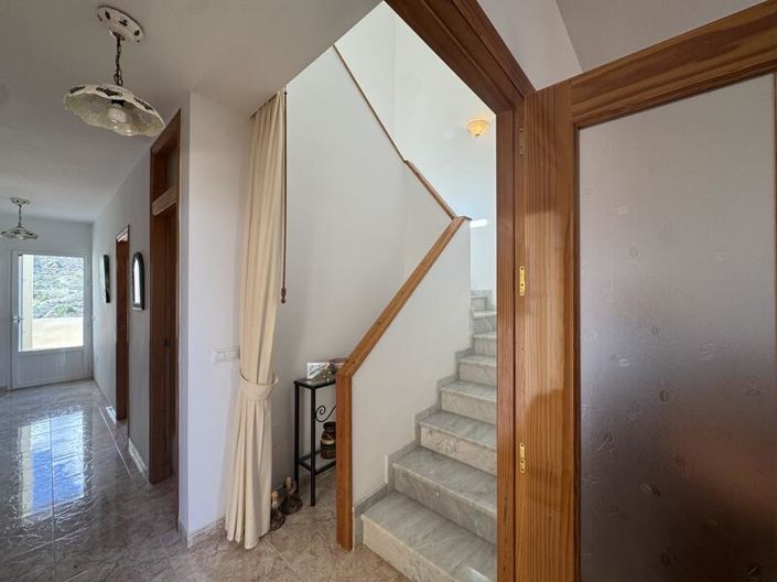 Image No.20-3 Bed Villa for sale