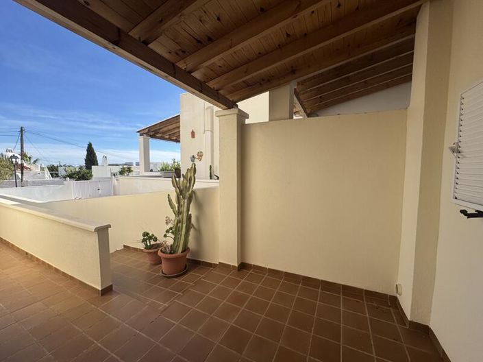 Image No.21-3 Bed Villa for sale