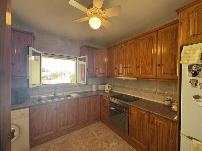 Image No.25-3 Bed Villa for sale