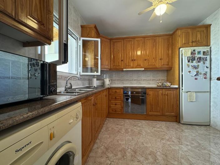 Image No.26-3 Bed Villa for sale