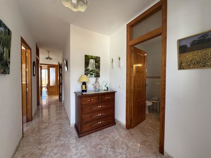 Image No.41-3 Bed Villa for sale