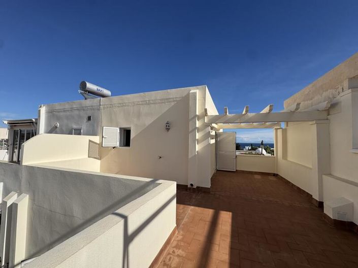 Image No.51-3 Bed Villa for sale