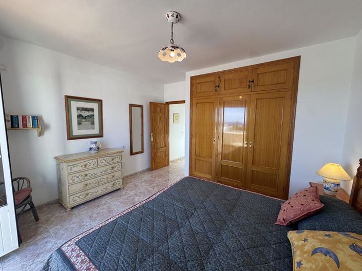 Image No.56-3 Bed Villa for sale