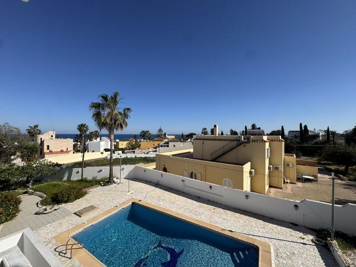 Image No.41-3 Bed Villa for sale