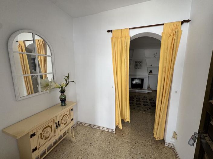 Image No.16-2 Bed Villa for sale