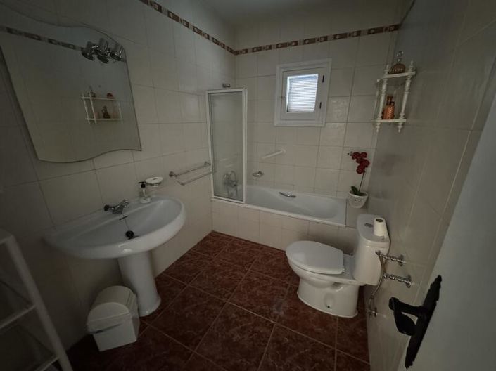 Image No.22-2 Bed Villa for sale