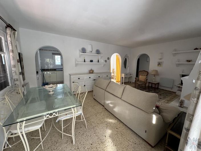 Image No.33-2 Bed Villa for sale