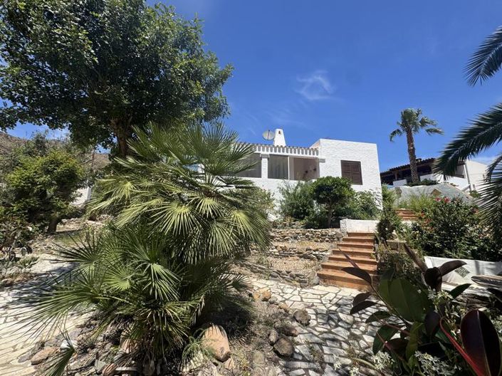 Image No.47-2 Bed Villa for sale