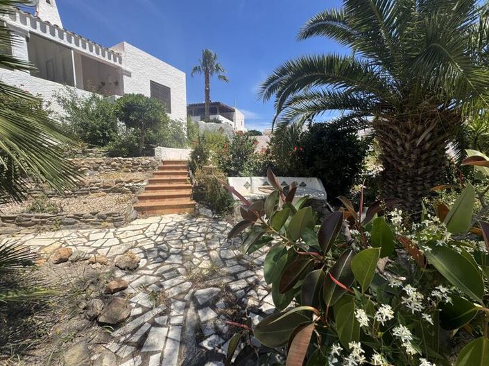 Image No.53-2 Bed Villa for sale