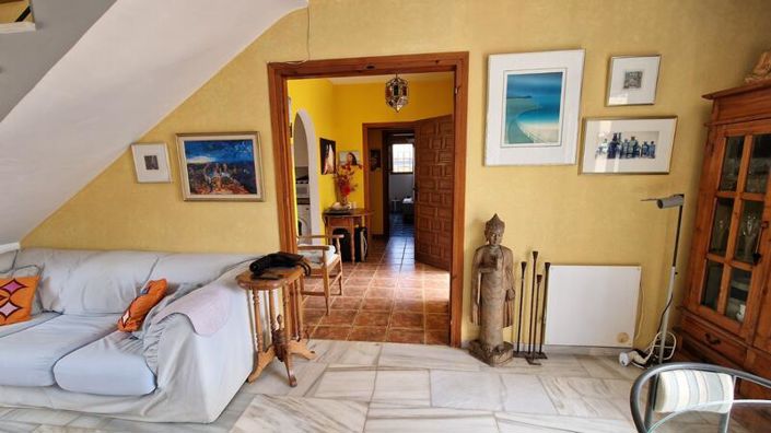 Image No.12-3 Bed Villa for sale