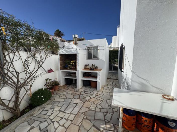 Image No.34-4 Bed Villa for sale