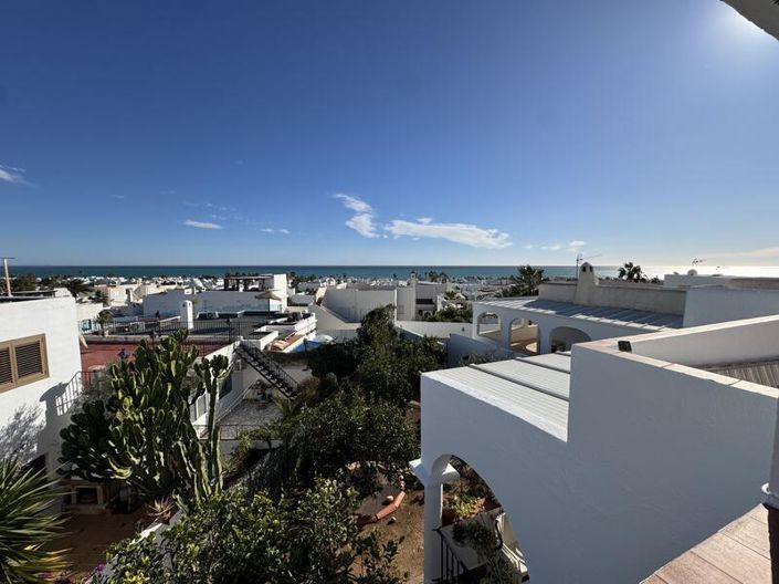 Image No.6-4 Bed Villa for sale