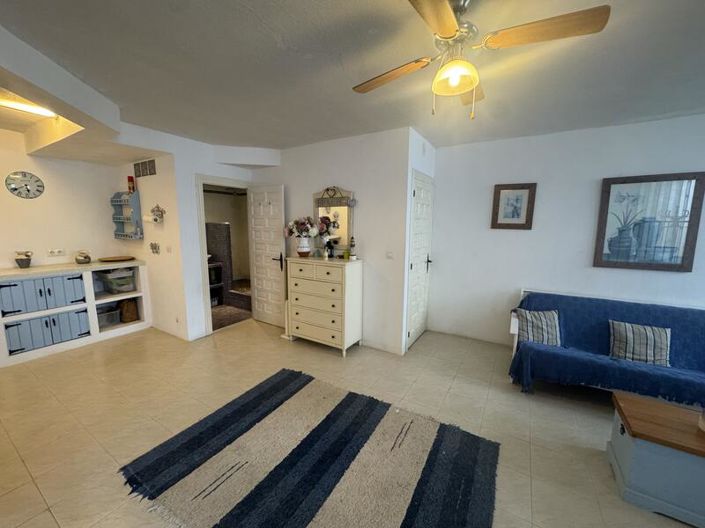 Image No.11-3 Bed Townhouse for sale