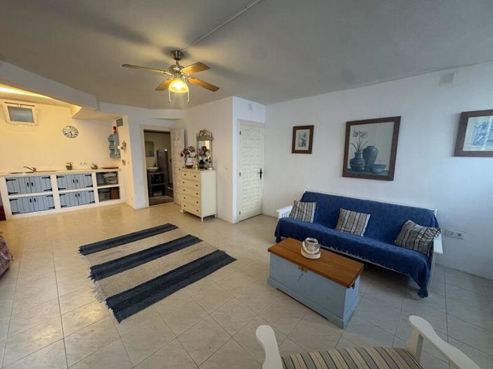 Image No.16-3 Bed Townhouse for sale