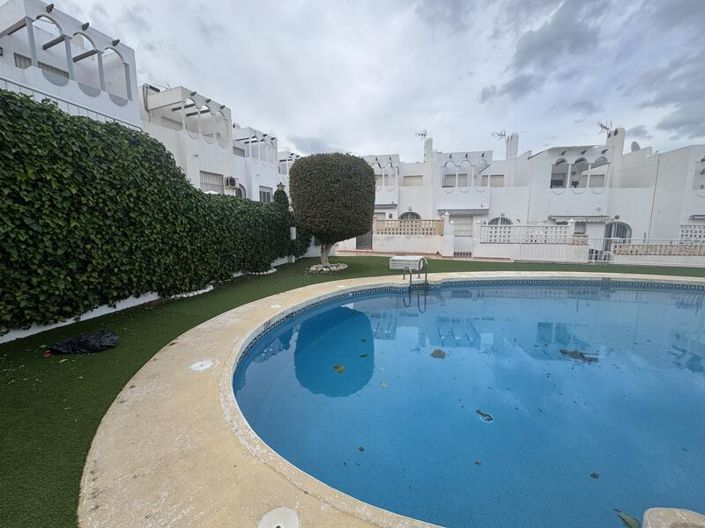 Image No.24-3 Bed Townhouse for sale